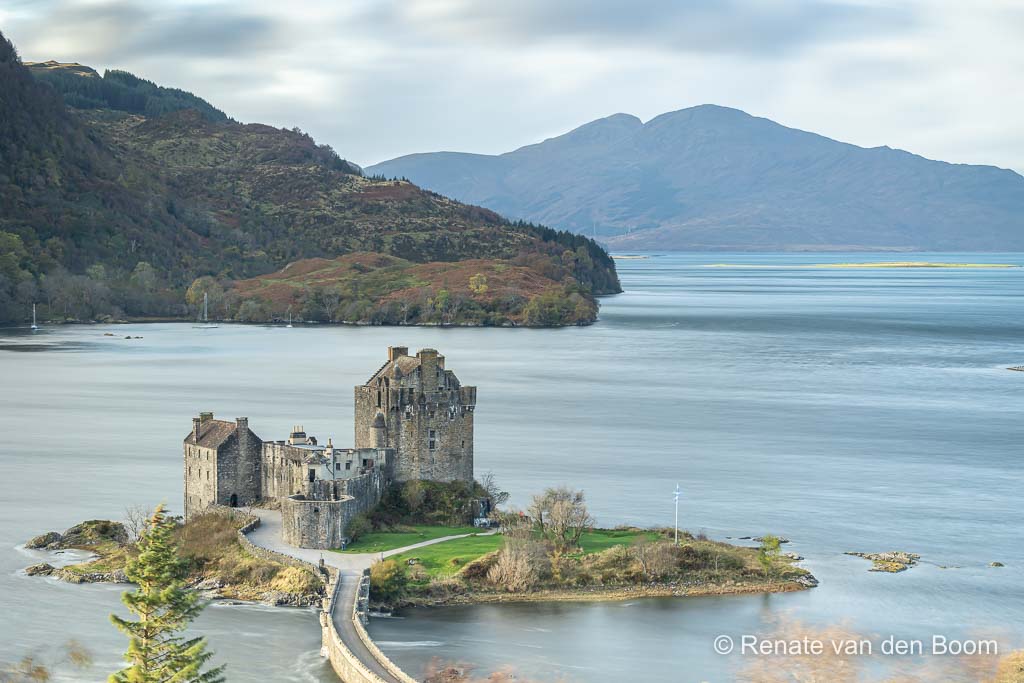 Misschien wel het meest gefotografeerde kasteel in Schotland en tourbussen reden hier af en aan. Een honeypot location.