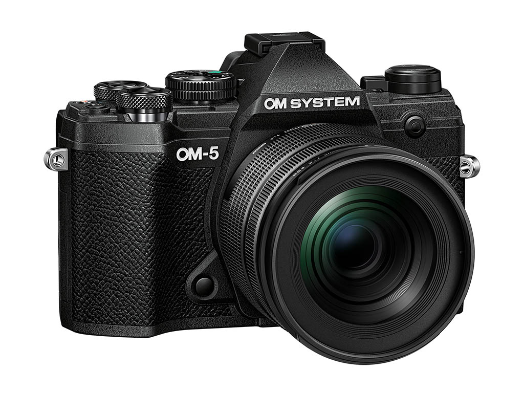 OM-5 camera incl. 12-45mm lens.
